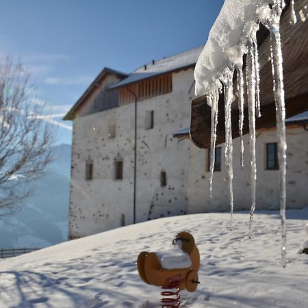 Schloss Gravetsch Villa Villandro Kültér fotó